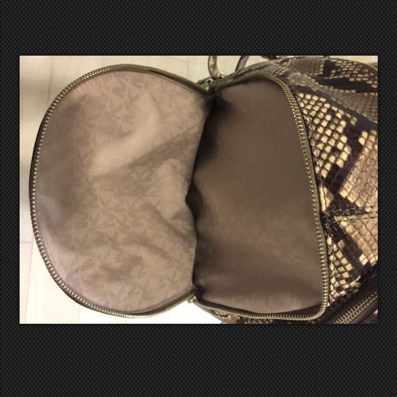 Michael Kors Rhea Backpack - Picture 5 of 8